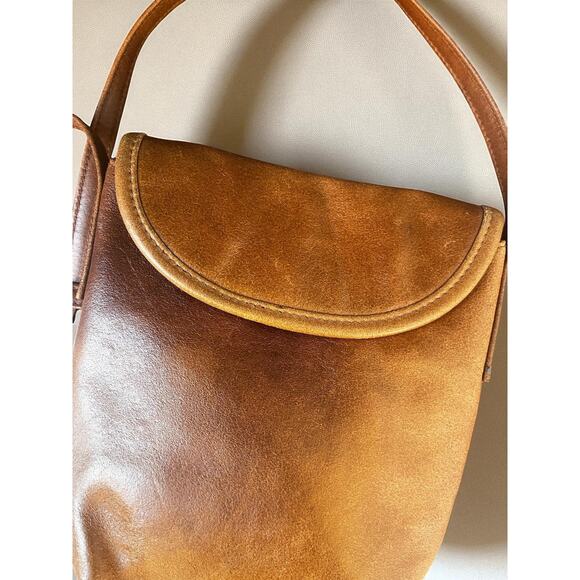 Vintage 90s Wilson’s Leather Crossbody Bag | Tan Brown Soft Leather | Y2K Purse - Picture 6 of 9